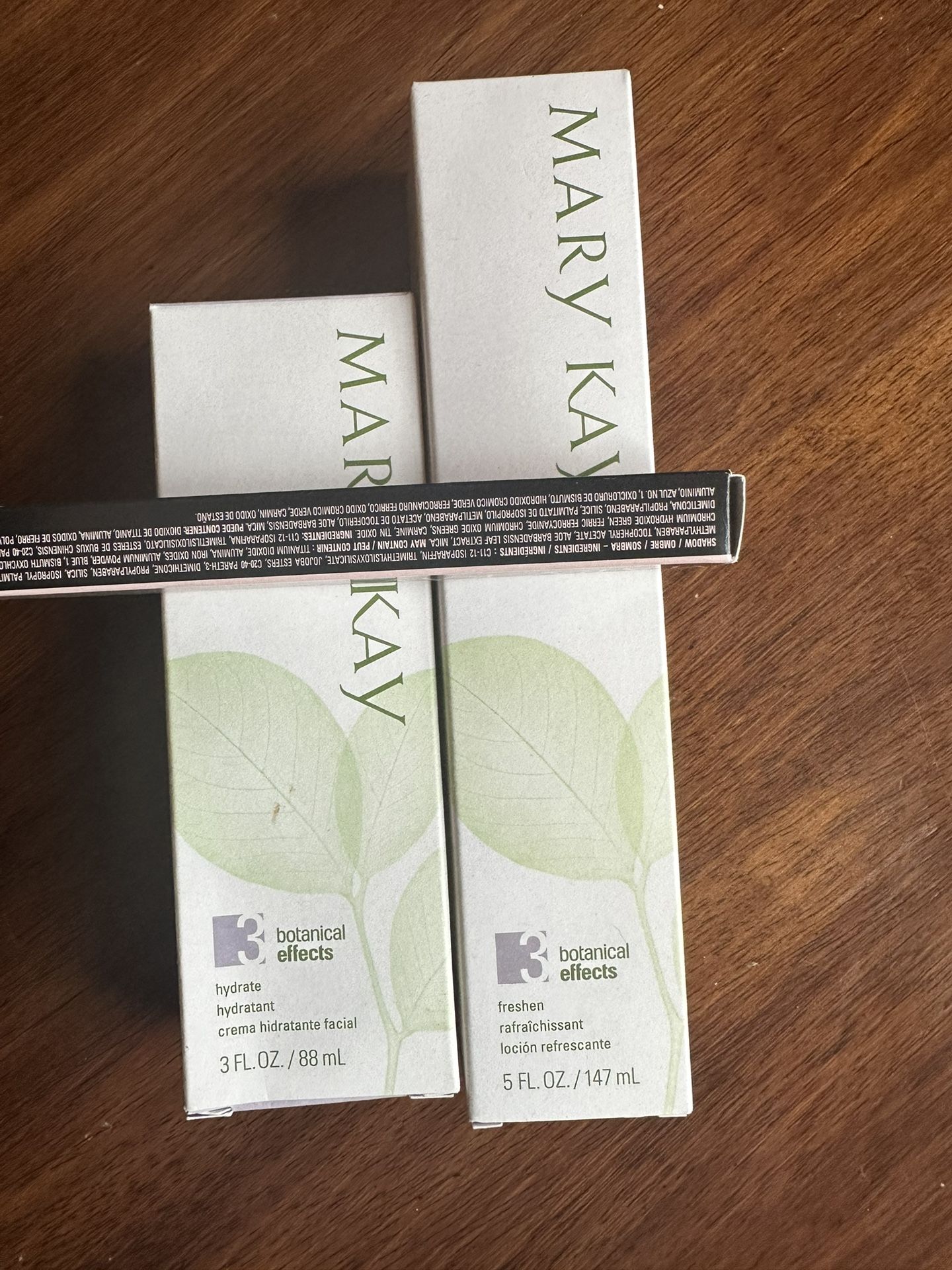 Mary Kay Bundle! Formula 3 Hydrate + Freshen + Eye Liner shadow Duo Bali Blu. NOS