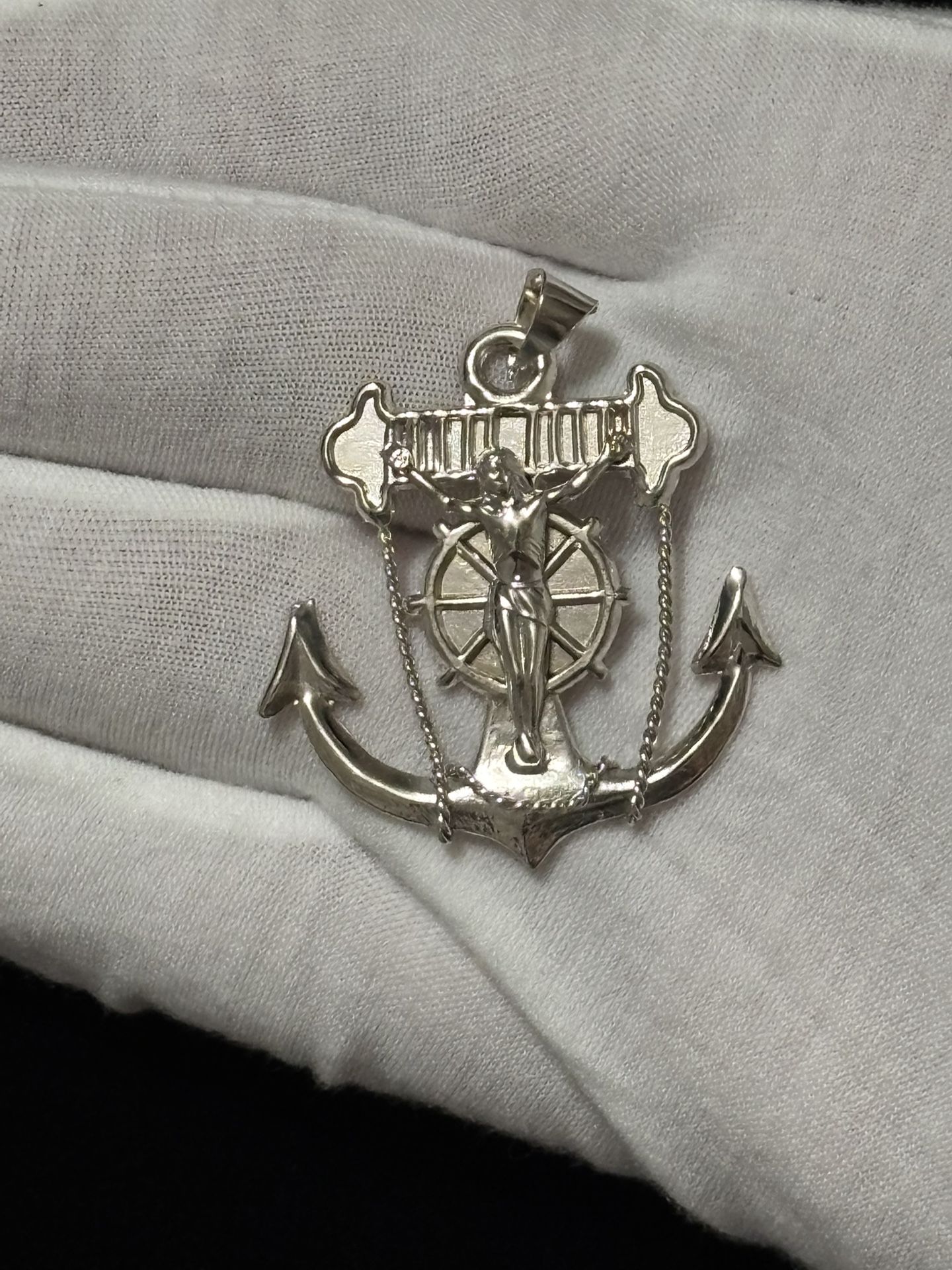 925 Sterling Silver Jesus Anchor Pendant 