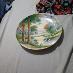 Decretive Plate