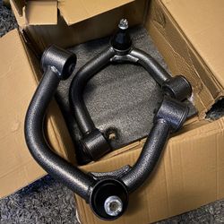 Lexus GX470 GX460 Upper Control Arms 