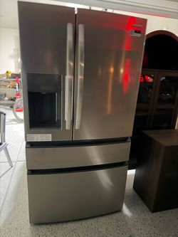 Refrigerator with warranty