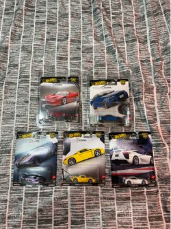 Hot wheels premium timeless icons set