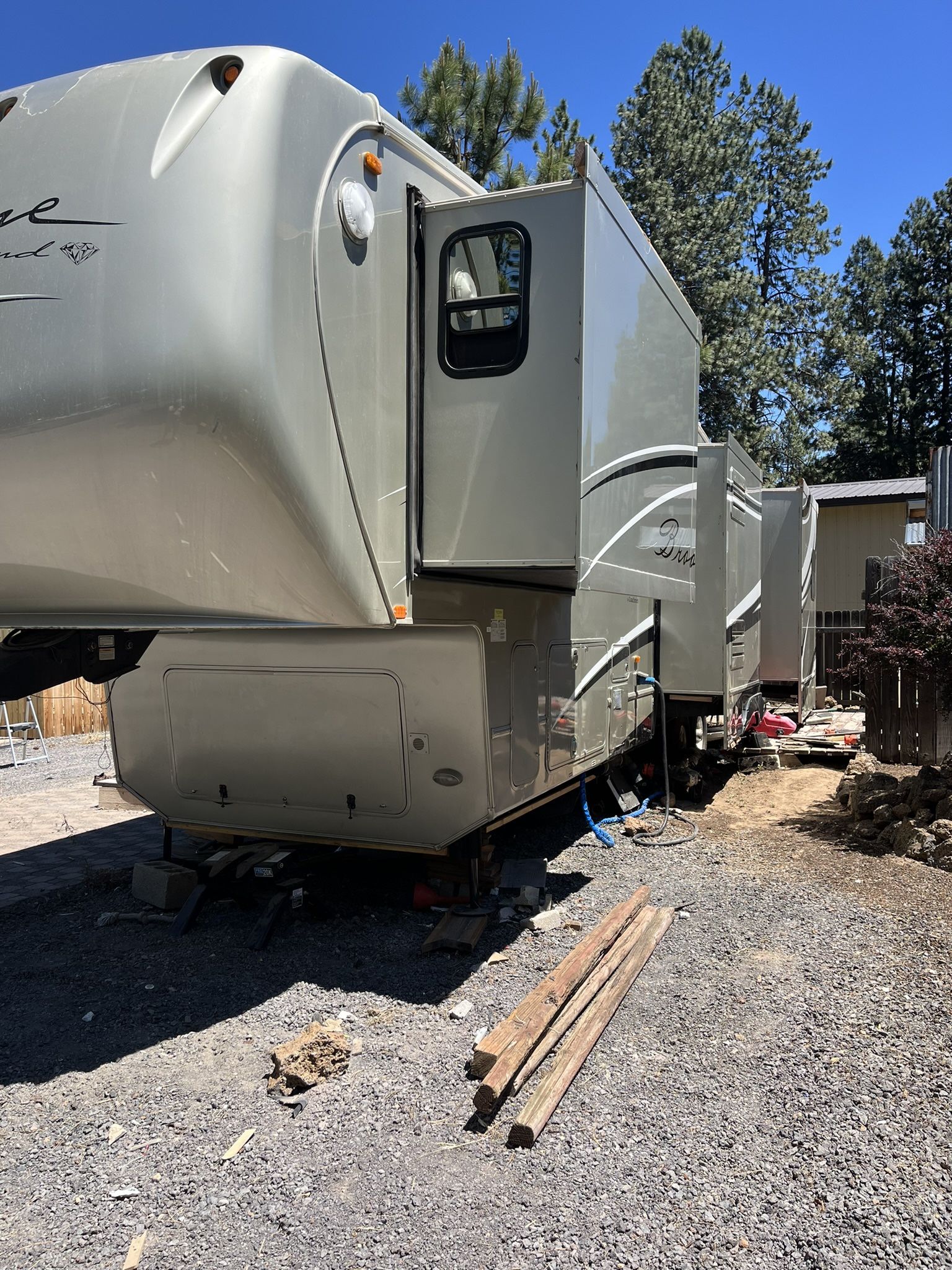 2012 Brookstone Diamond by Brookstone 367 RL