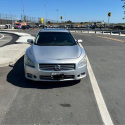 2010 Nissan Maxima