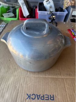 Vintage Wagner pot