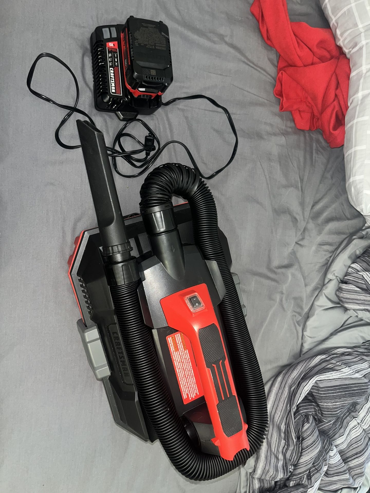 Craftsman Battery Powered Vacuum, Battery Included ✅