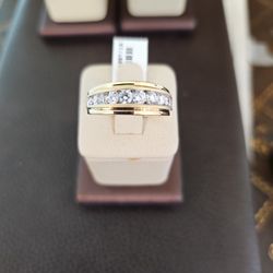 10K SOLID Gold Natural Diamond Men's Band 1 Ct Twt.