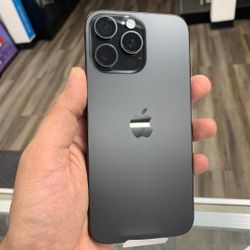 iPhone 16 Pro Max 256GB Factory Unlocked Brand New Sealed 