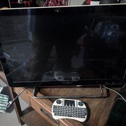 Sony 24" White Internet TV (Google TV) - NSX-24GT1 - Works Great