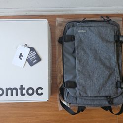 Like New, Tomtoc Travel Backpack 40L Carry-on in Gray color