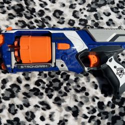 Nerf N-Strike Elite Strongarm 