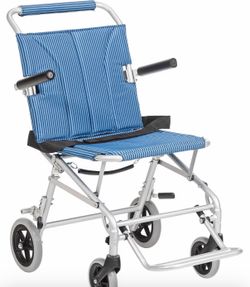 Drive Medical Lightweight Folding Transport Wheelchair With Carry Bag & Flip-Backs Arms