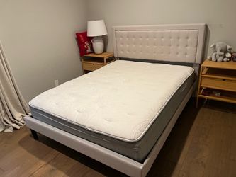 Queen size bed frame and mattress