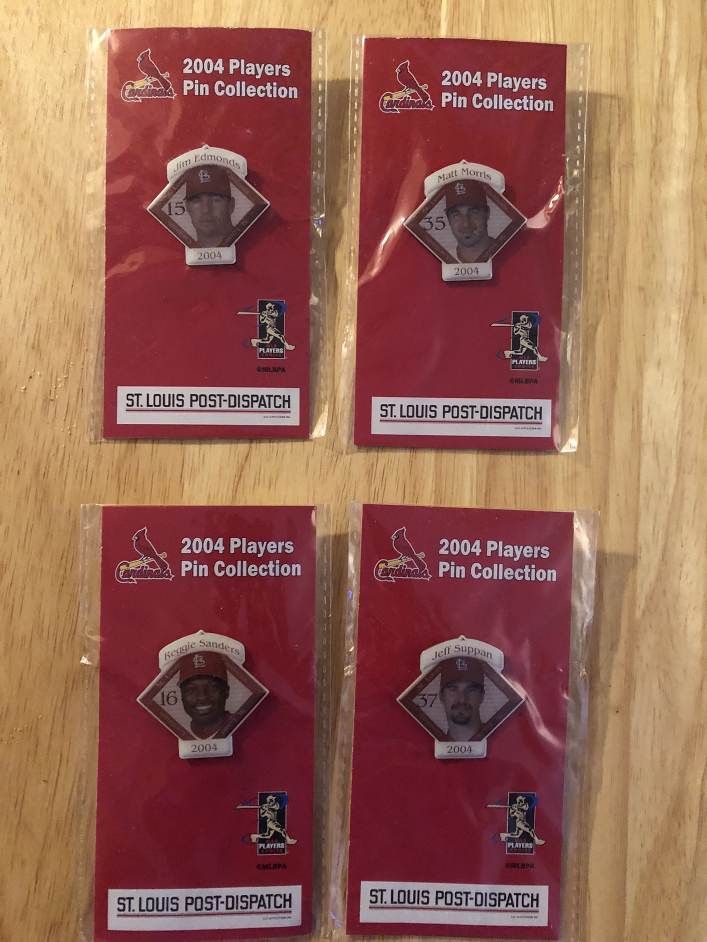 4 St Louis Cardinals Pins 2004