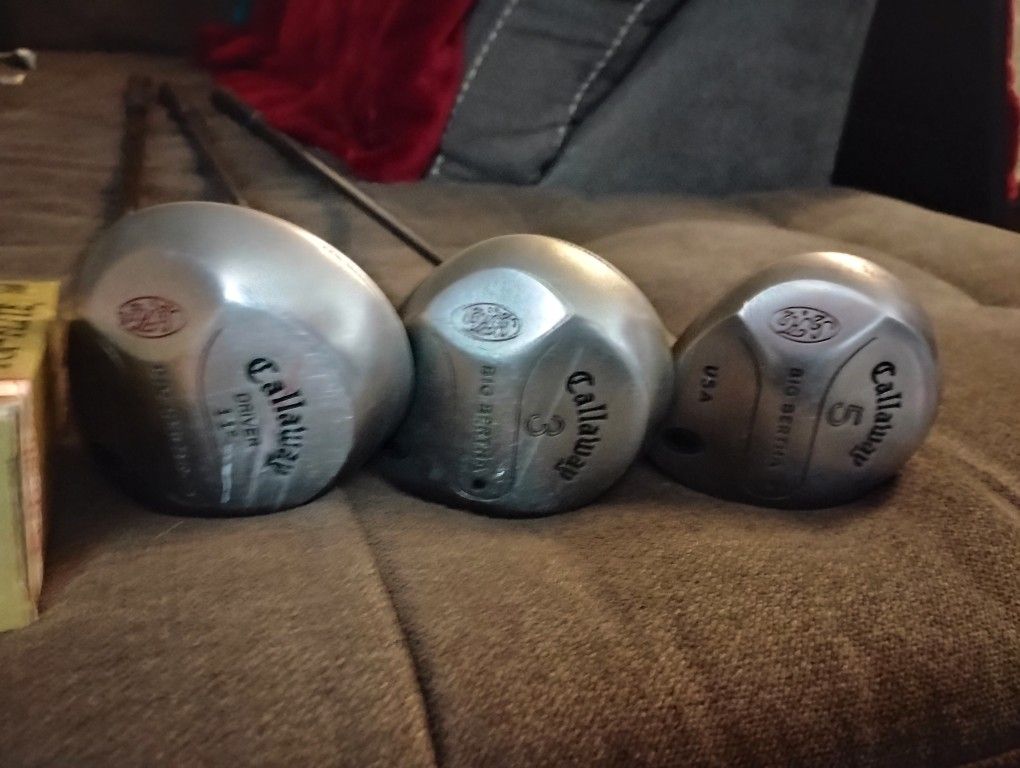 55 OBO 3 Callaway Drivers And A Putter