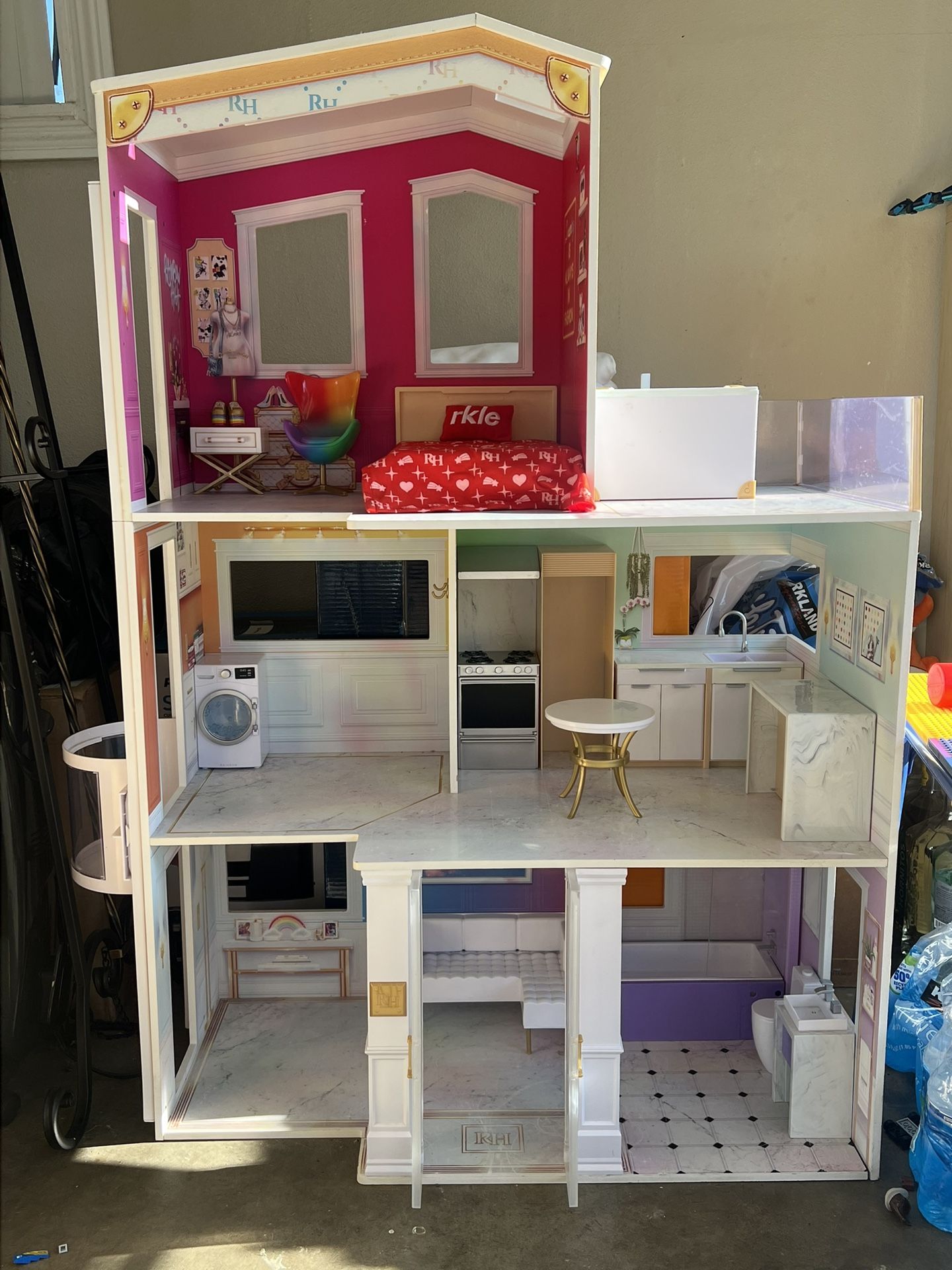 Rainbow High Doll House