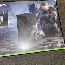 Xbox series X Halo limited edition