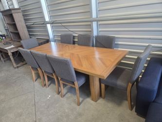 9-piece Dining Table Set
Used with scratches the table top

This Costco Dining 8 Chairs, online return order, arrived as is, with scratches on the mai