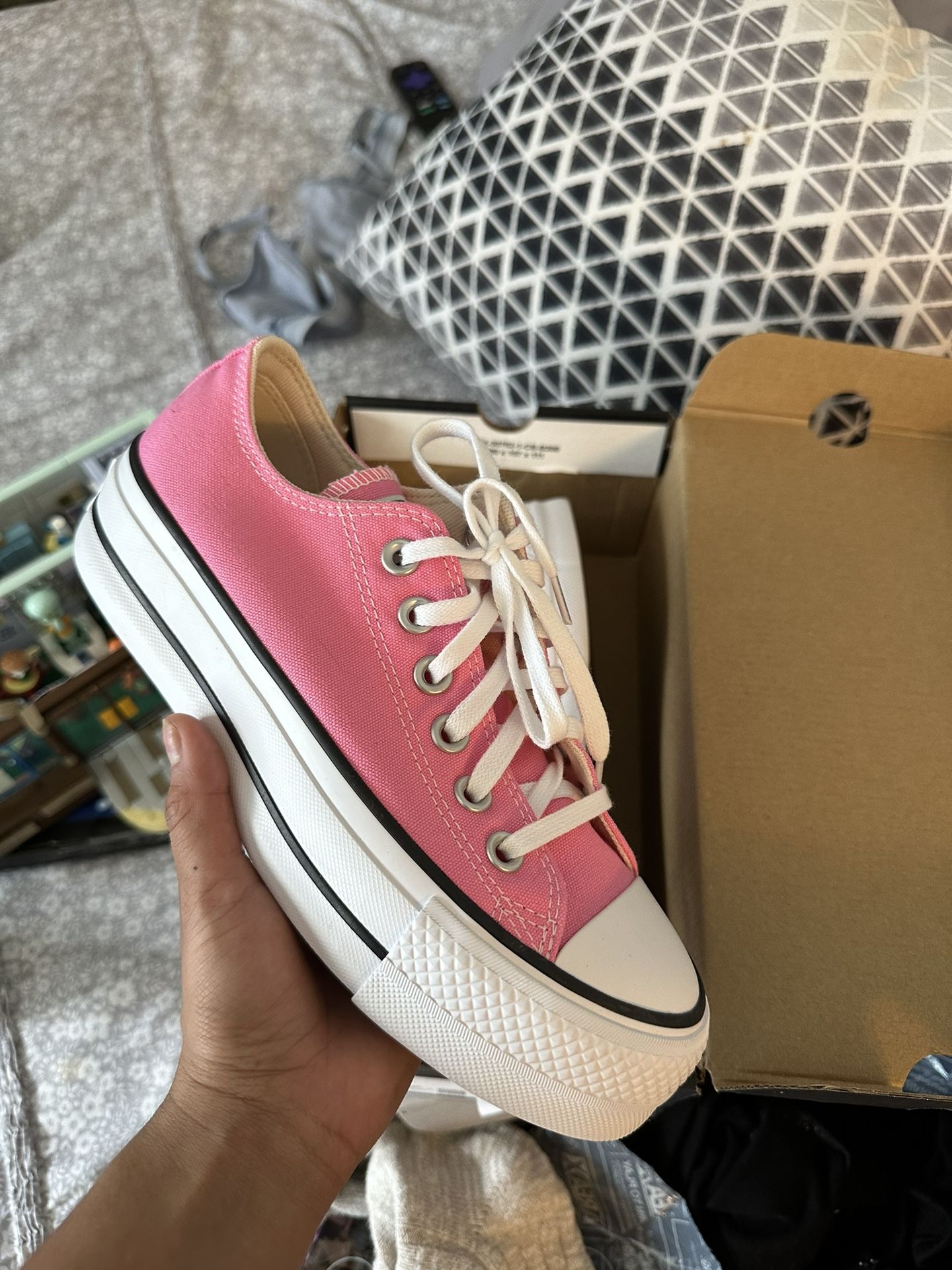 Women’s Converse