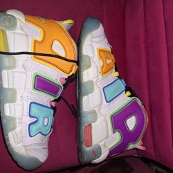 NIKE UPTEMPO NEW No Box