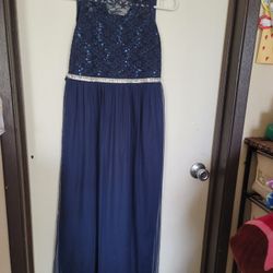 girls' dresses size 10/12 in excellent condition
