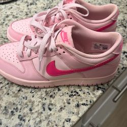 Nike shoes