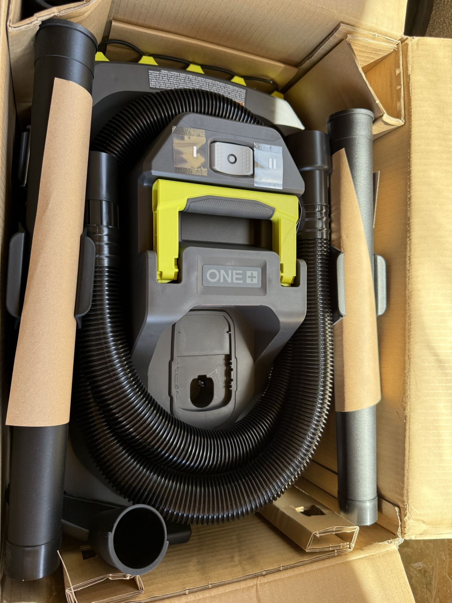 Ryobi One 18 Vol Aspiradora 6 Galones (Solo Herramienta)