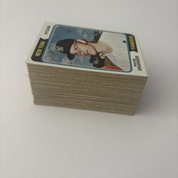 1974 Topps Baseball Card Partial set of 100 different cards