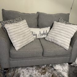 Love Seat 