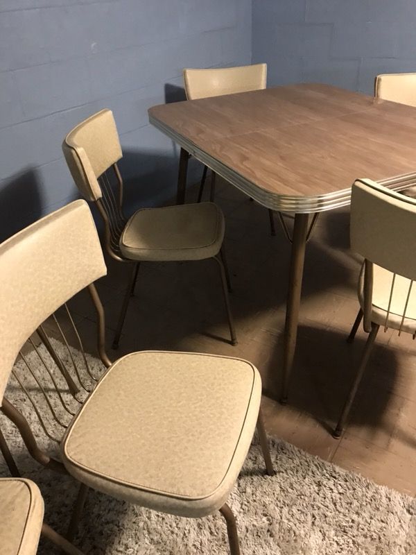 vintage formica 1960 s kitchen dining table set w 7 chairs tan