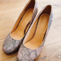🌸 Women’s Lace High Heels – Brand New – Size 7 (235) 🌸