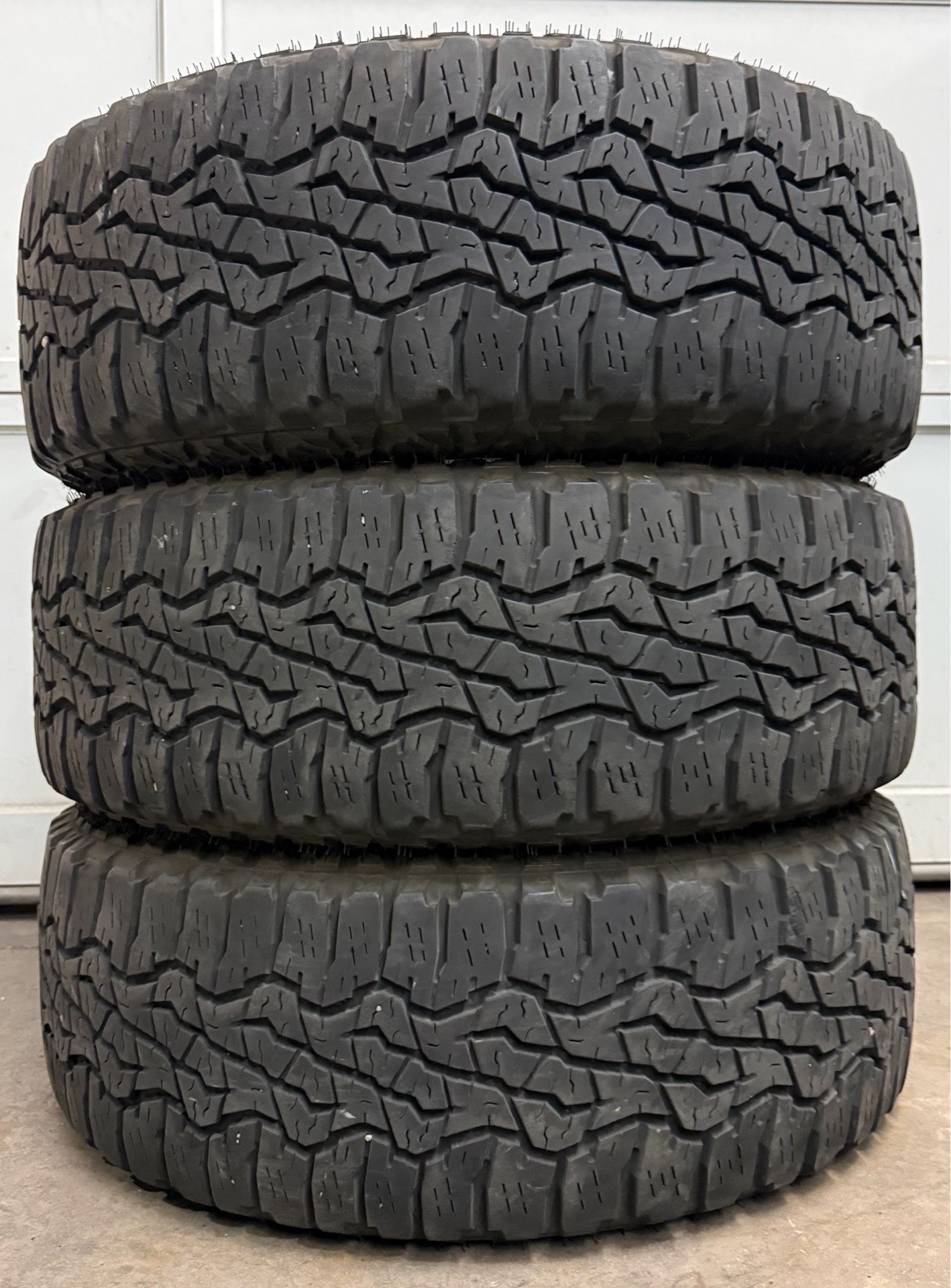 265 70 16 Goodyear