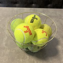 10 Tennis Balls bundle (UTC Area)