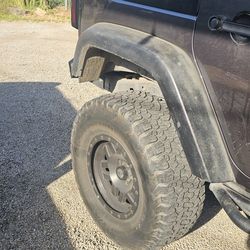 2016 Rear Fenders 