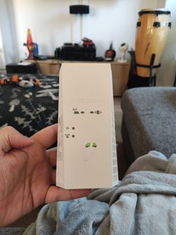 Netgear Wi-Fi extender EX6400