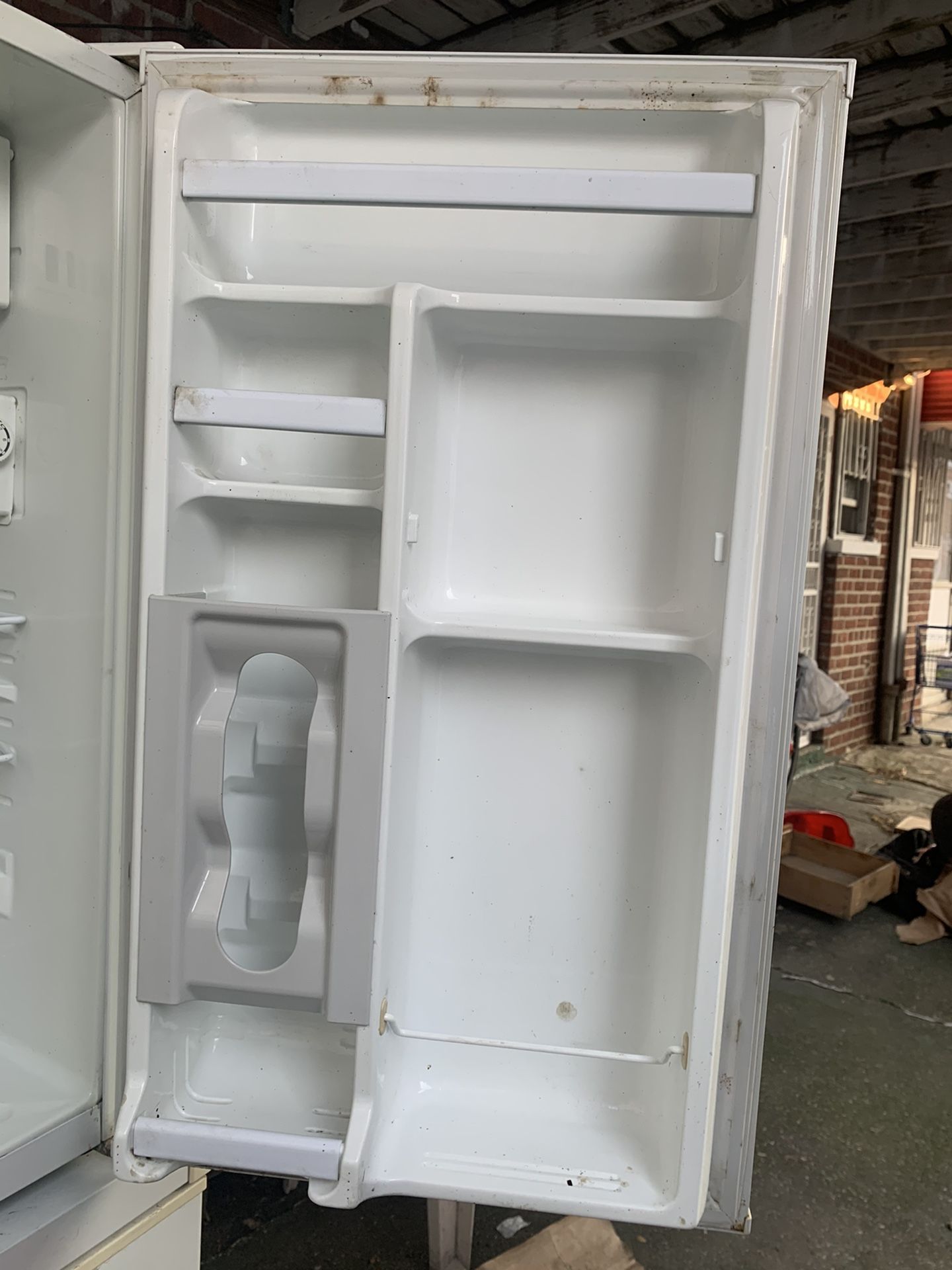 Refrigerator DAEIVOO