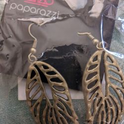 Brand New Paparazzi Feather Earrings 