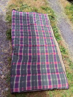 Old sleeping bag /comforter  - dog blanket?
