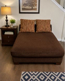 Brown Microfiber Chaise Lounge with Accent Pillows