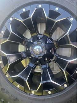 Fuel assault rims for Jeep, Wrangler or gladiator Fuel assault rim for a Jeep Wrangler or gladiator