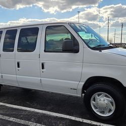 2006 Ford E-350