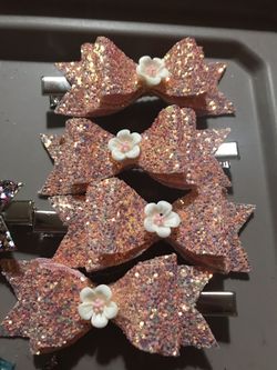 Mini glitter bows