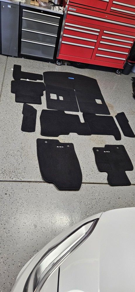 Mazda CX-9  OEM Carpet Floor Mats
