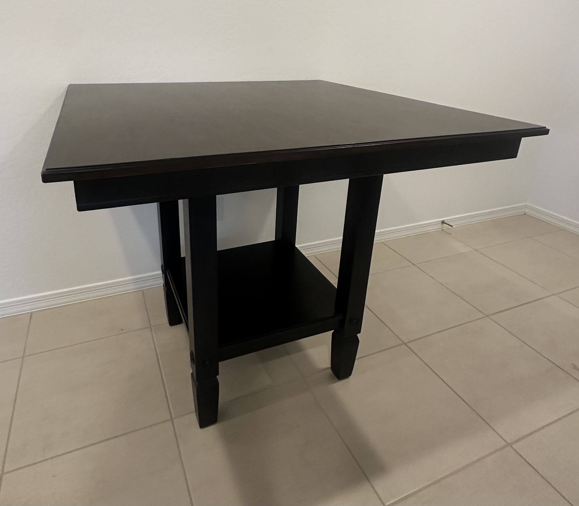 Dining Room Table And Chairs