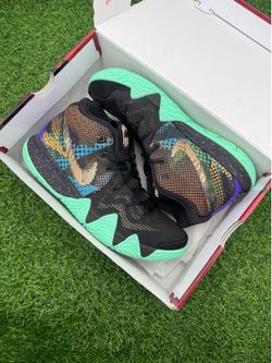 Nike Kyrie 4 “Mamba Mentality” Size 10