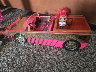 L.O.L Play set, hpuse,car,dolla