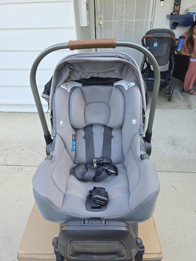 $250.00 Nuna Infant Car Seat