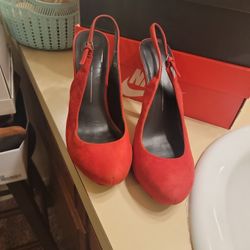 Very Cute Red Heels 