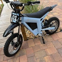 Tuttio Soleil01 GB Electric Dirt Bike (Glacier Blue)