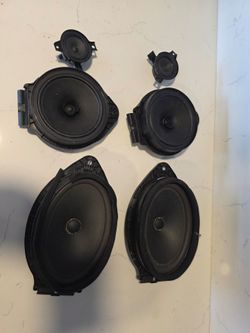 Chevy silverado 1(contact info removed) speaker set